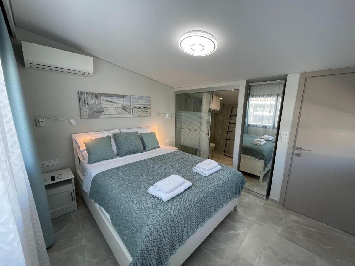 Callisto Luxury Suite Никити Екстериор снимка