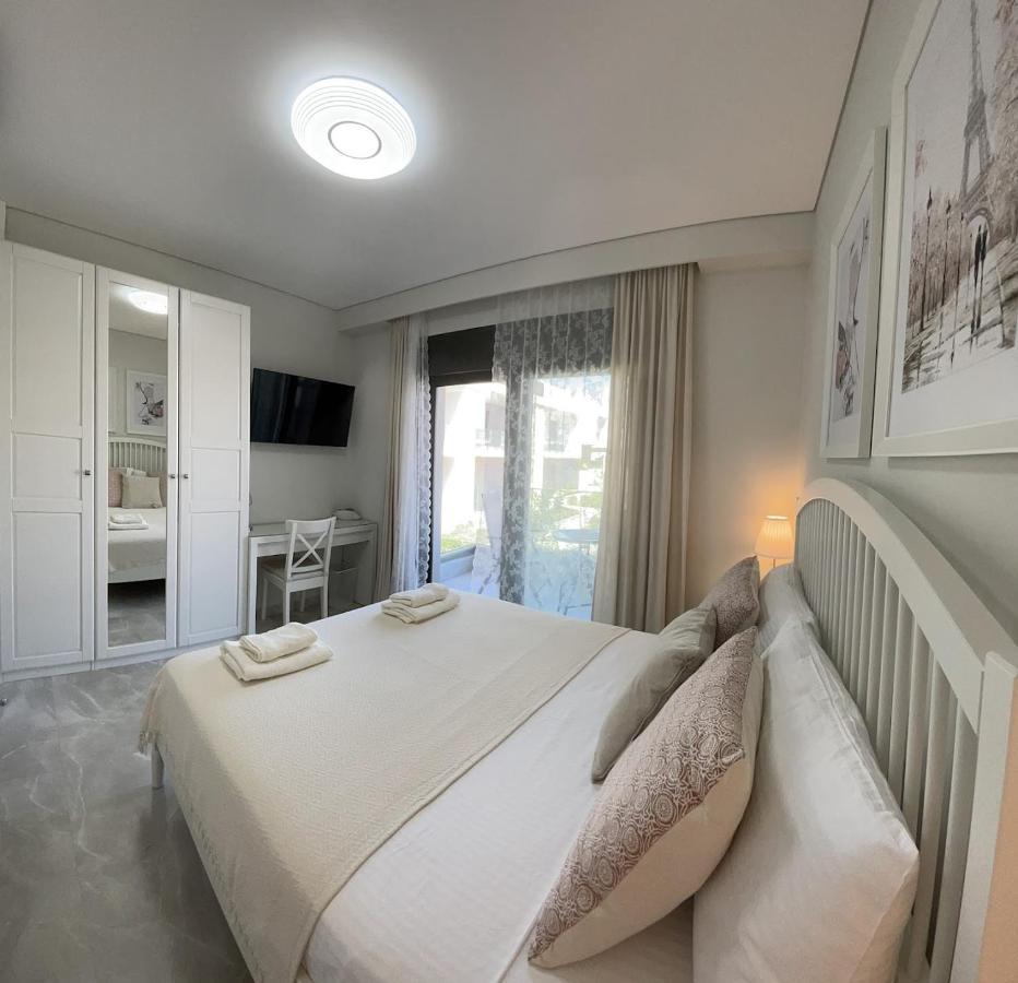 Callisto Luxury Suite Никити Екстериор снимка