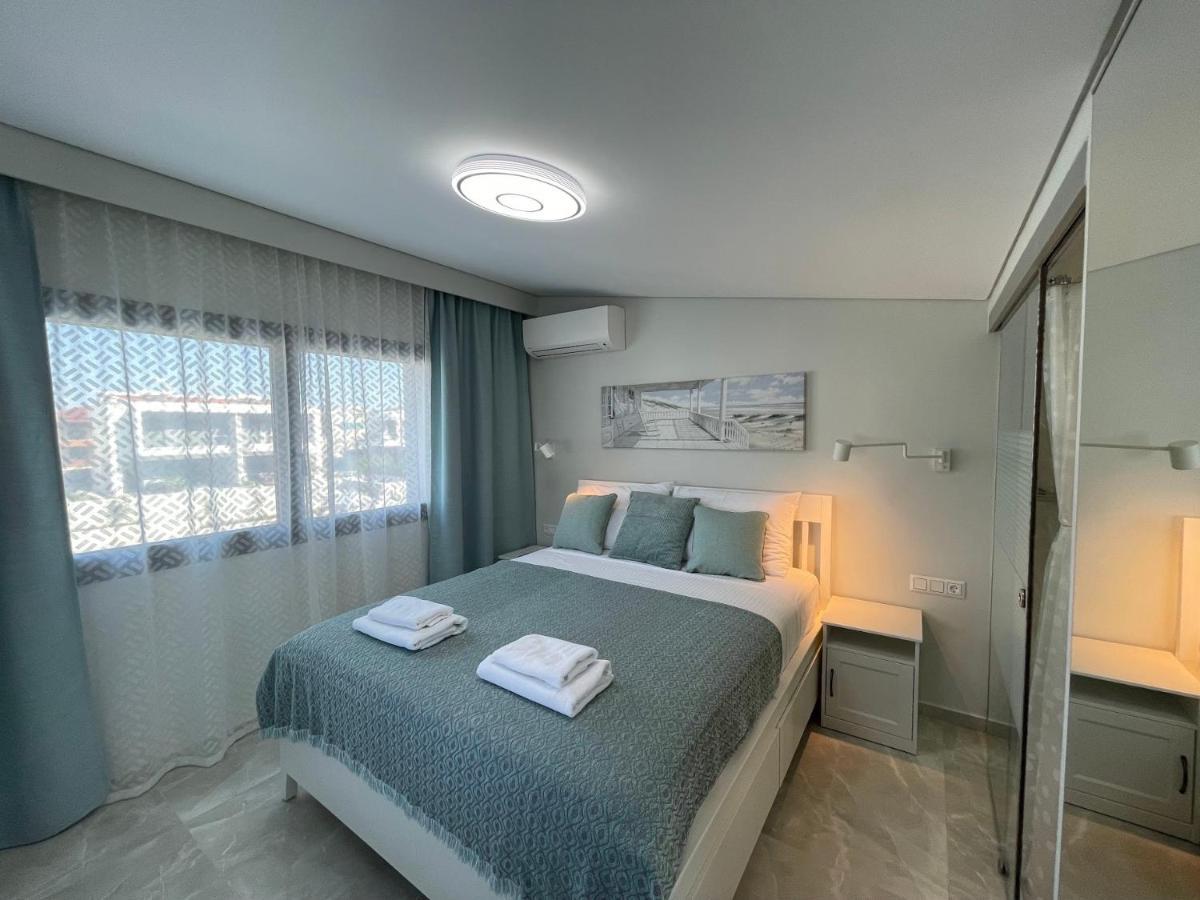 Callisto Luxury Suite Никити Екстериор снимка