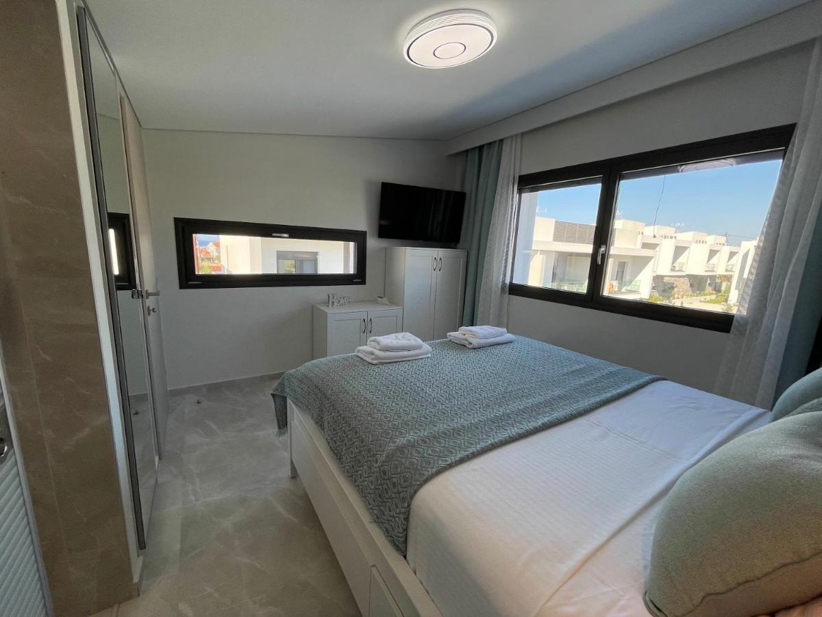 Callisto Luxury Suite Никити Екстериор снимка