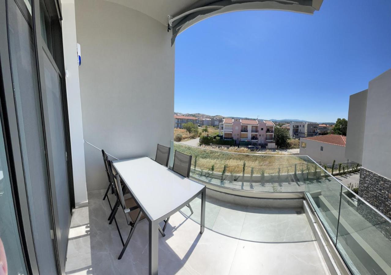 Callisto Luxury Suite Никити Екстериор снимка