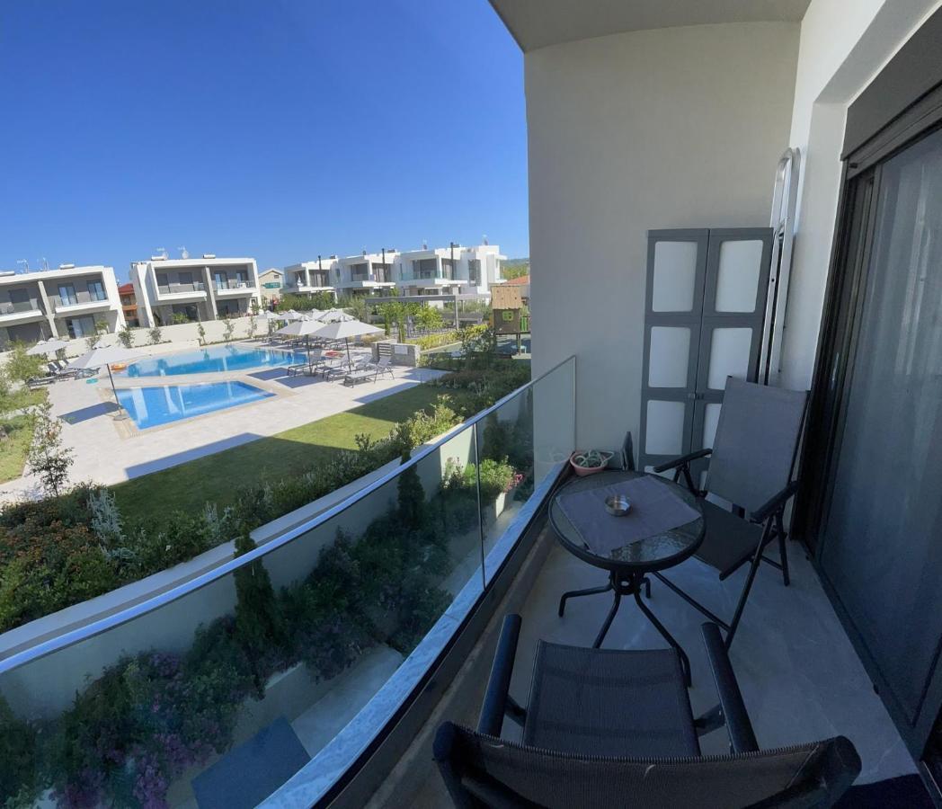 Callisto Luxury Suite Никити Екстериор снимка